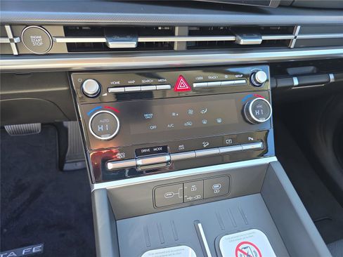 New 2026 Hyundai Santa Fe SE image 17