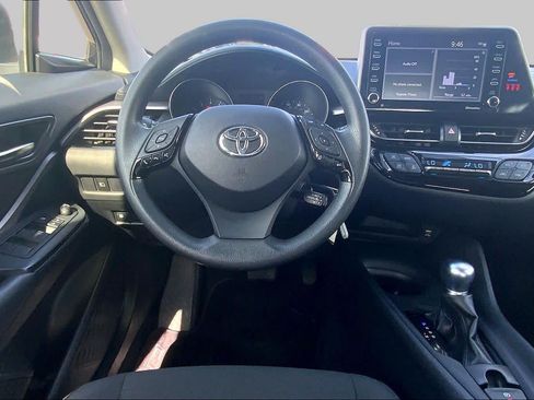 Used 2020 Toyota C-HR LE FWD image 6