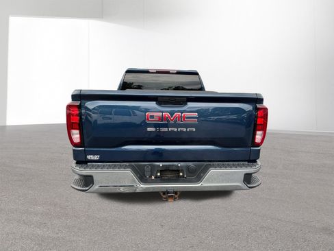 Used 2021 GMC Sierra 1500 4x4 Crew Cab w/ Sierra Value Package image 4