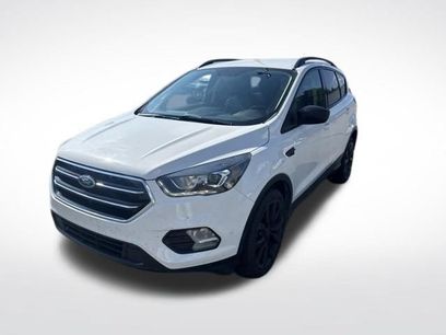Used 2017 Ford Escape SE w/ Equipment Group 201A