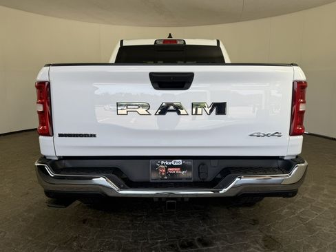 Used 2025 RAM 1500 Big Horn AWD/4WD image 7