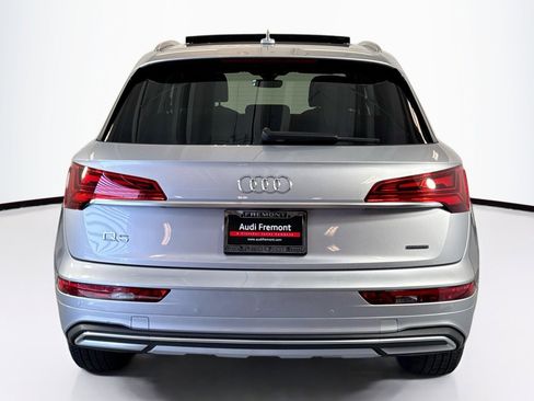 Used 2023 Audi Q5 2.0T Premium w/ Convenience Package image 6