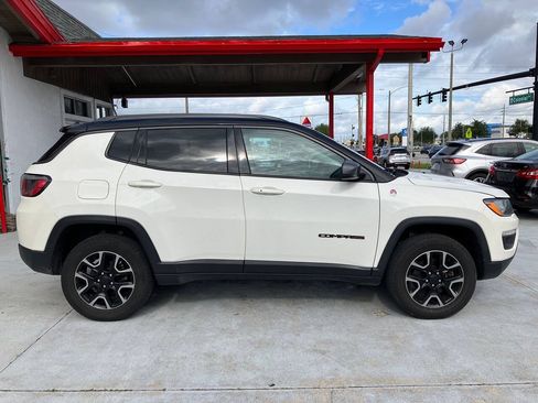 Used 2019 Jeep Compass Trailhawk AWD/4WD image 5