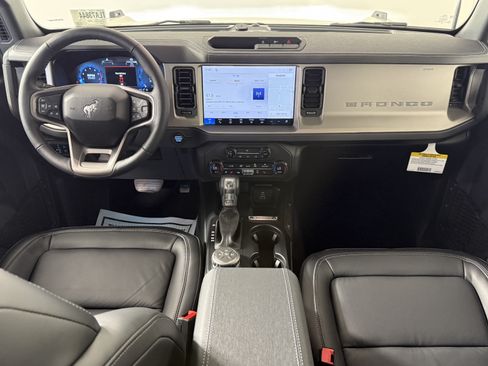 New 2026 Ford Bronco Outer Banks AWD/4WD image 11