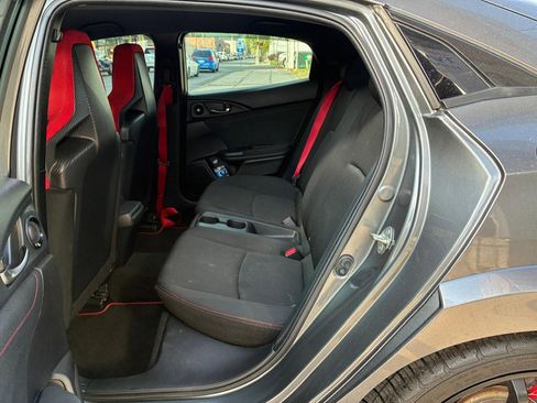 Used 2019 Honda Civic Type R image 13