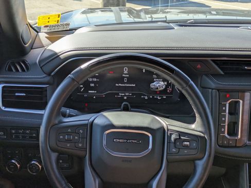 Used 2024 GMC Yukon Denali Ultimate image 24