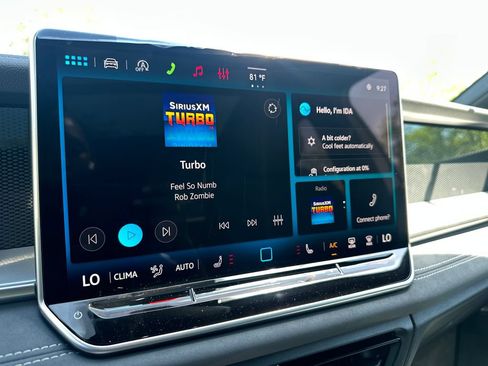 New 2026 Volkswagen Tiguan SE R-Line AWD/4WD image 14