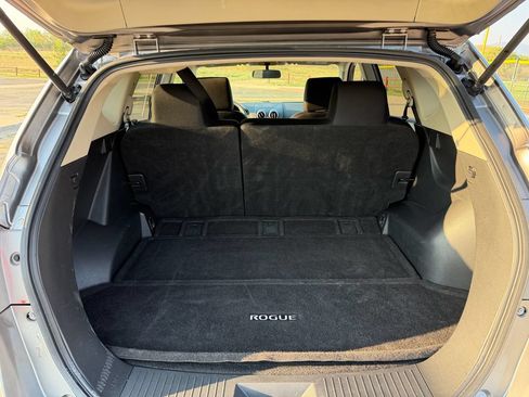 Used 2012 Nissan Rogue S w/ Special Edition Pkg AWD/4WD image 16