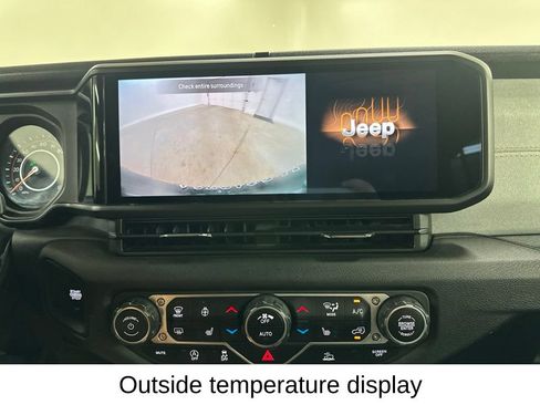 Used 2024 Jeep Wrangler Unlimited Sport AWD/4WD image 55