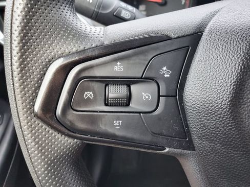 Used 2022 Chevrolet TrailBlazer LT w/ Convenience Package FWD image 24