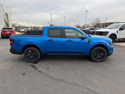 New 2025 Ford Maverick XLT w/ Black Appearance Package