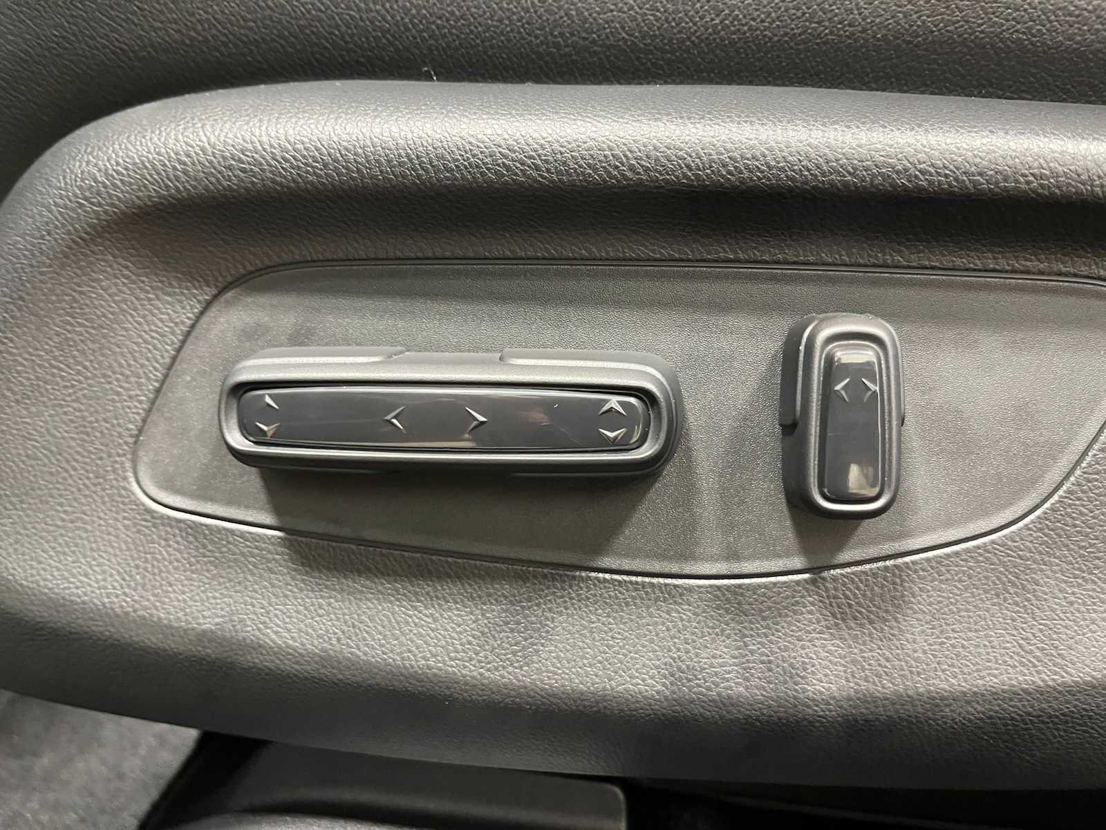 New 2027 Honda HR-V EX-L image 13