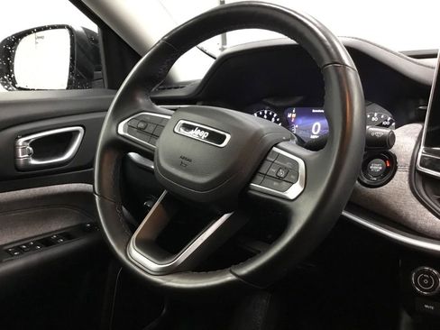 Used 2022 Jeep Compass Latitude w/ Convenience Group AWD/4WD image 34