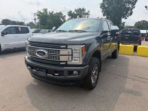 Used 2018 Ford F250 Platinum w/ Platinum Ultimate Package AWD/4WD image 1