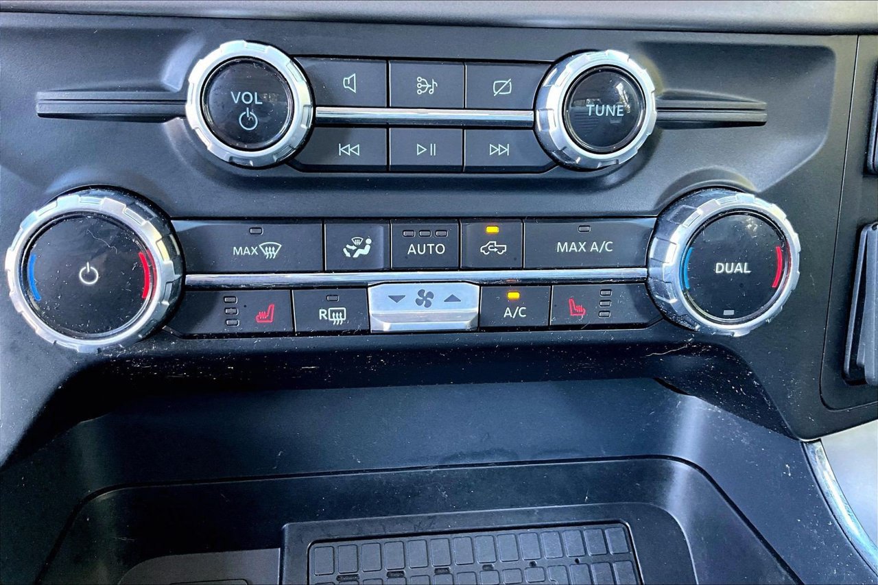 Used 2024 Ford F150 XLT w/ Equipment Group 303A High AWD/4WD image 17
