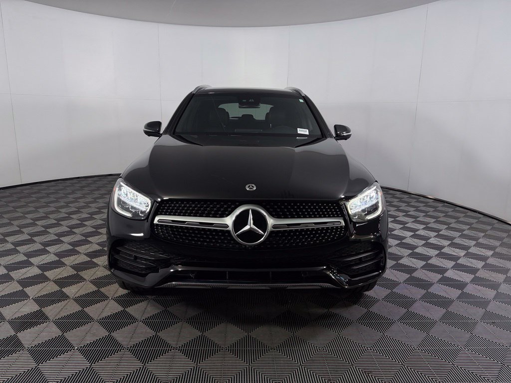 Used 2022 Mercedes-Benz GLC 300 4MATIC w/ AMG Line image 2
