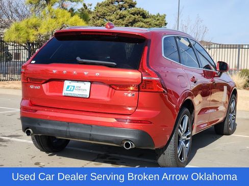 Used 2018 Volvo XC60 T6 Momentum w/ Advanced Package image 7