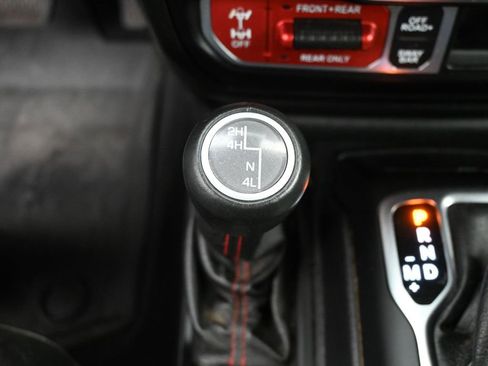 Used 2020 Jeep Gladiator Rubicon image 25