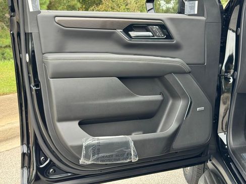 New 2026 GMC Yukon Elevation image 16