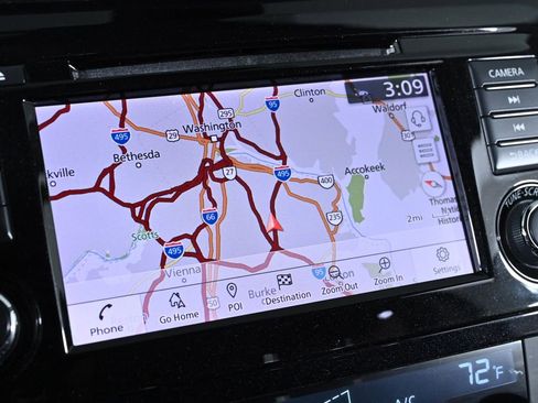 Used 2022 Nissan Rogue Sport SL image 17