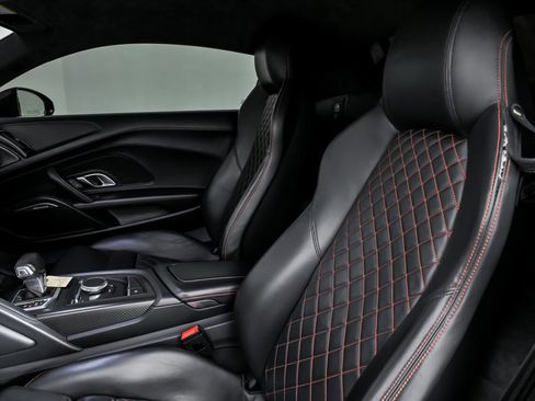 Used 2017 Audi R8 V10 plus image 21