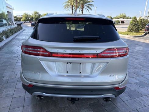Used 2017 Lincoln MKC Reserve FWD image 3