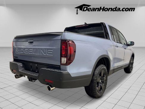 New 2026 Honda Ridgeline Black Edition image 5