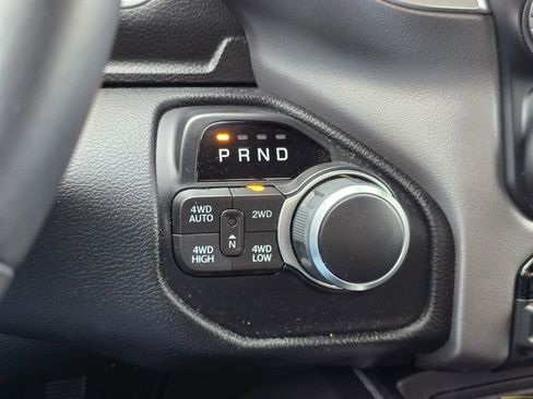 Used 2019 RAM 1500 Big Horn AWD/4WD image 24