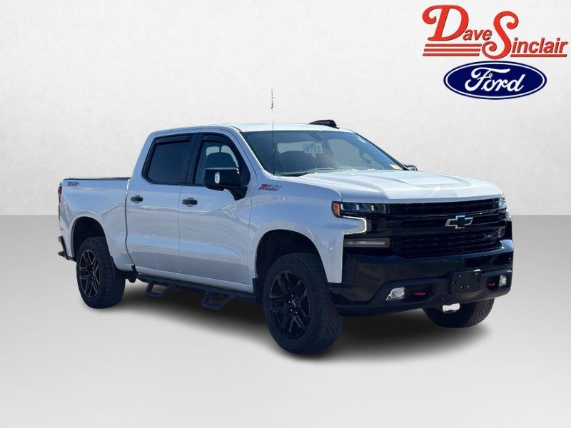 Used 2021 Chevrolet Silverado 1500 LT Trail Boss w/ Convenience Package II AWD/4WD image 4