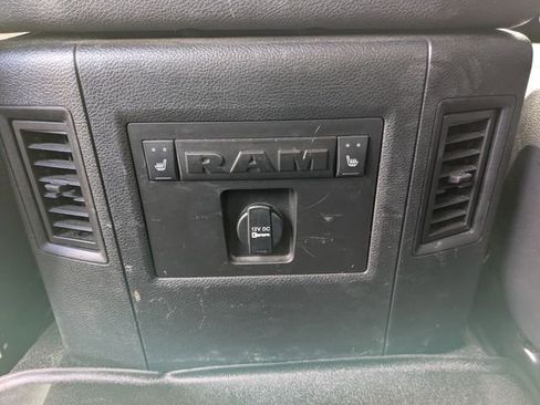 Used 2016 RAM 1500 Laramie w/ Convenience Group AWD/4WD image 25