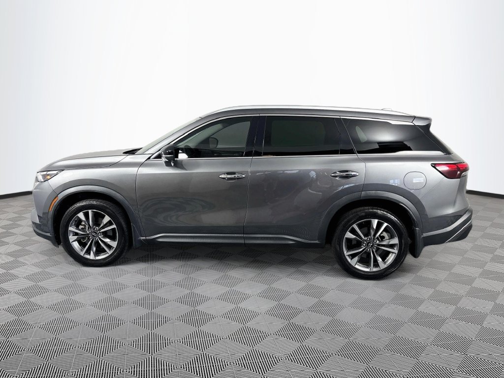 Used 2023 INFINITI QX60 Luxe w/ Cargo Package AWD/4WD image 4