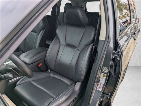 Used 2019 Subaru Ascent Limited AWD/4WD image 15