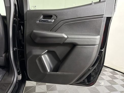 New 2026 GMC Canyon Elevation w/ Convenience Package image 14