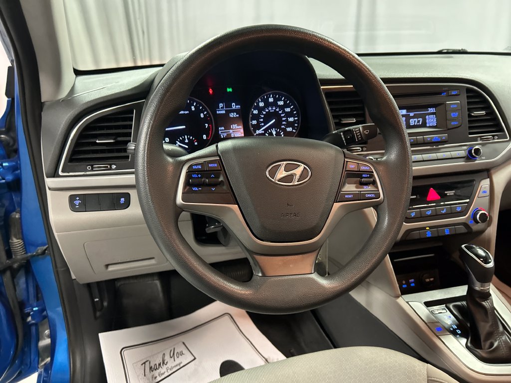 Used 2017 Hyundai Elantra SE FWD image 13