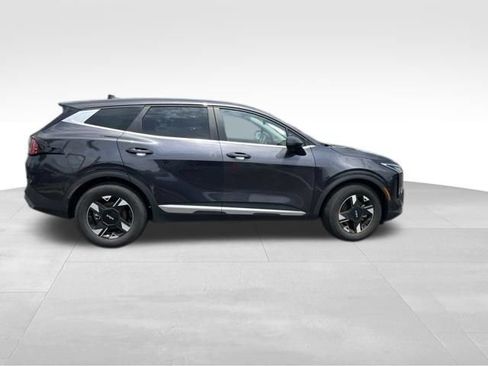 Used 2026 Kia Sportage LX FWD image 8