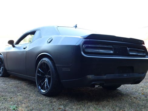 Used 2021 Dodge Challenger R/T Scat Pack image 3