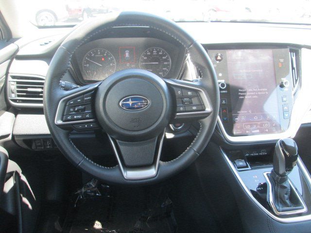 Used 2023 Subaru Outback Premium AWD/4WD image 15