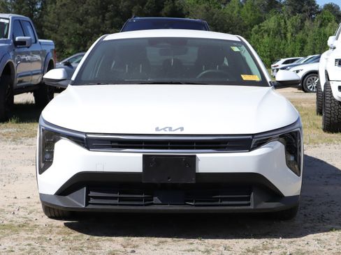 Used 2025 Kia K4 LX image 5