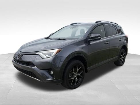 Used 2018 Toyota RAV4 SE w/ All Weather Liner Package AWD/4WD image 9