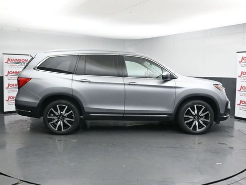 Used 2022 Honda Pilot Touring image 9