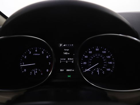 Used 2018 Hyundai Santa Fe Sport w/ 2.4L Tech Package 04 image 28