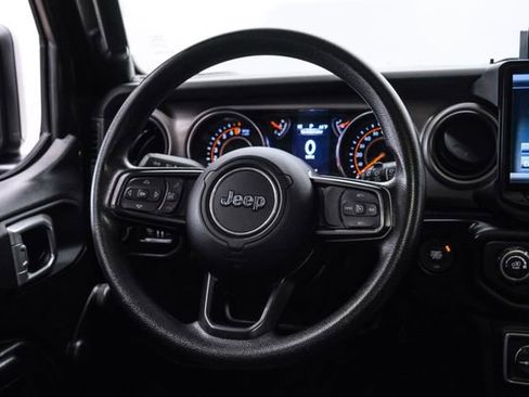 Used 2021 Jeep Wrangler Unlimited Sport image 54