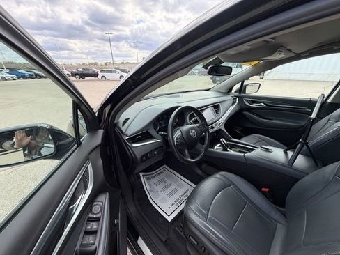 Used 2019 Buick Enclave Essence AWD/4WD image 15