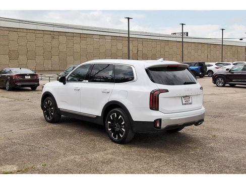 Certified 2024 Kia Telluride SX FWD image 5