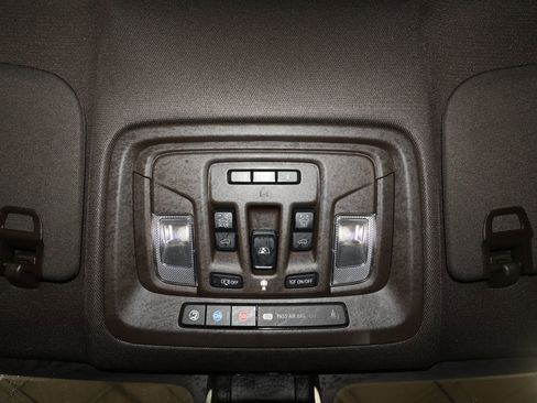 Certified 2021 GMC Sierra 1500 SLT w/ SLT Convenience Package image 35