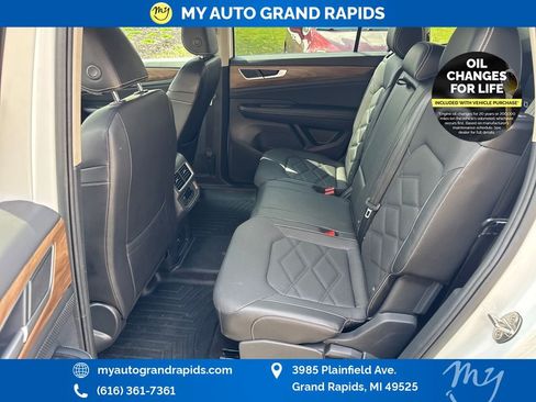 Used 2024 Volkswagen Atlas SE image 27