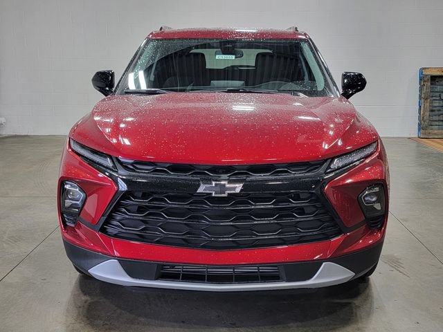 New 2026 Chevrolet Blazer LT w/ Sound & Technology Package AWD/4WD image 3