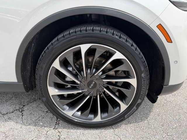 Used 2024 Lincoln Aviator Reserve w/ Equipment Group 201A AWD/4WD image 18