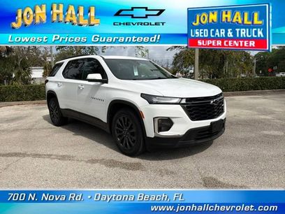 Used 2023 Chevrolet Traverse RS