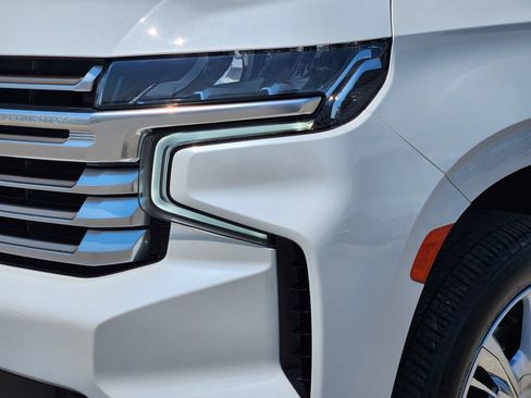 Used 2021 Chevrolet Tahoe High Country AWD/4WD image 8